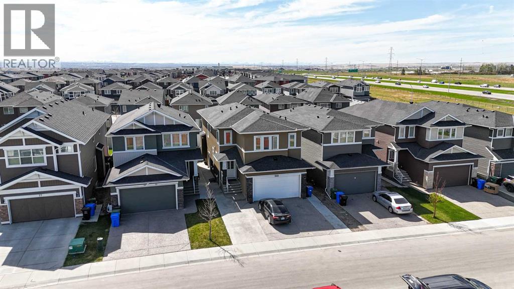 19 Red Sky Gardens NE