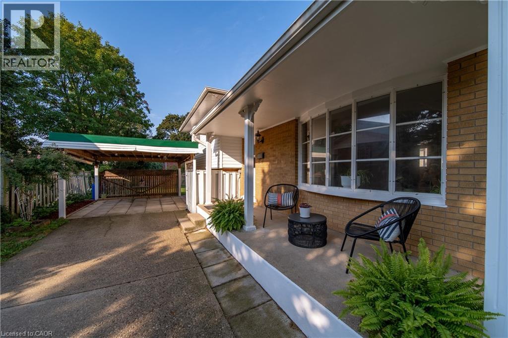 44 BRENTWOOD Drive