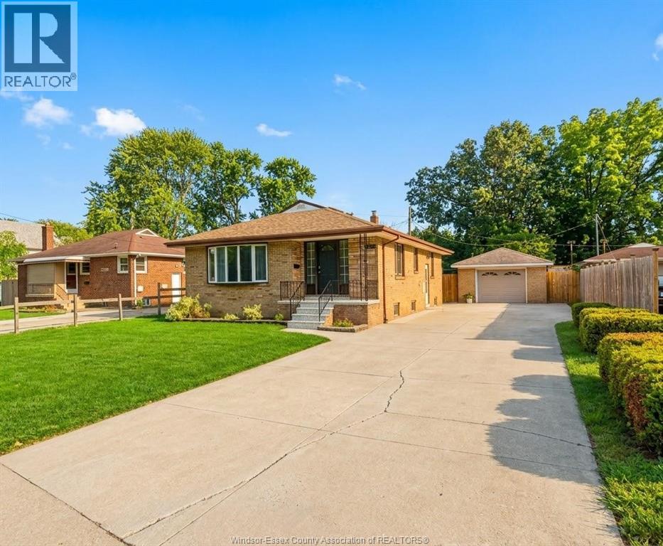 4245 WYANDOTTE STREET EAST, WINDSOR, ON N8Y 1G8 - Image 3447523716.jpeg?d=l