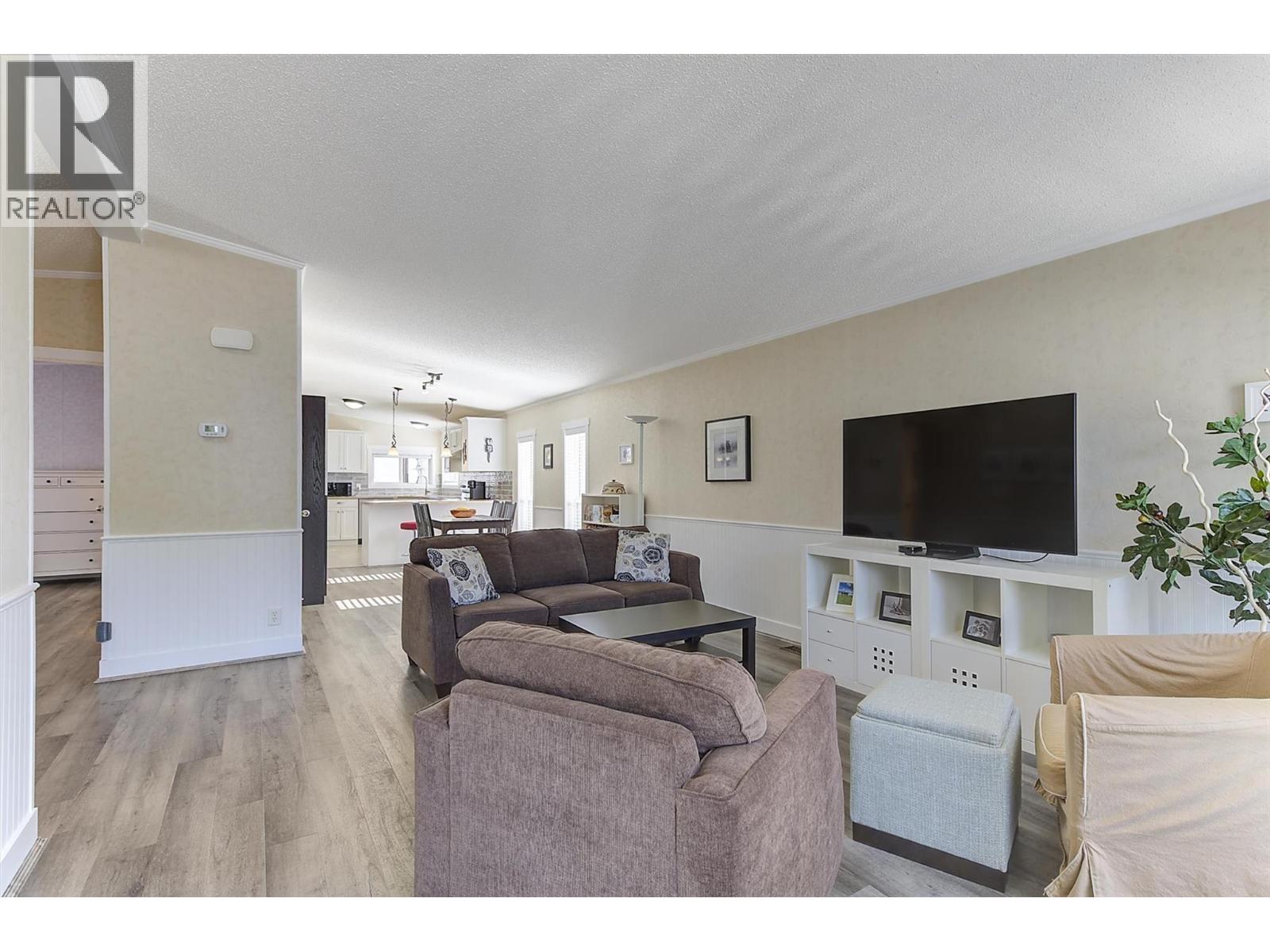 2440 Old Okanagan Highway Unit# 1304