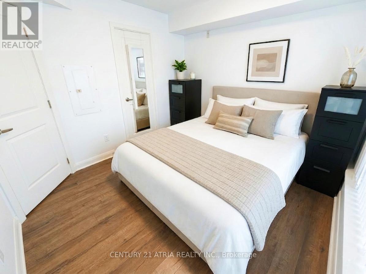 310 - 75 NORMAN BETHUNE AVENUE