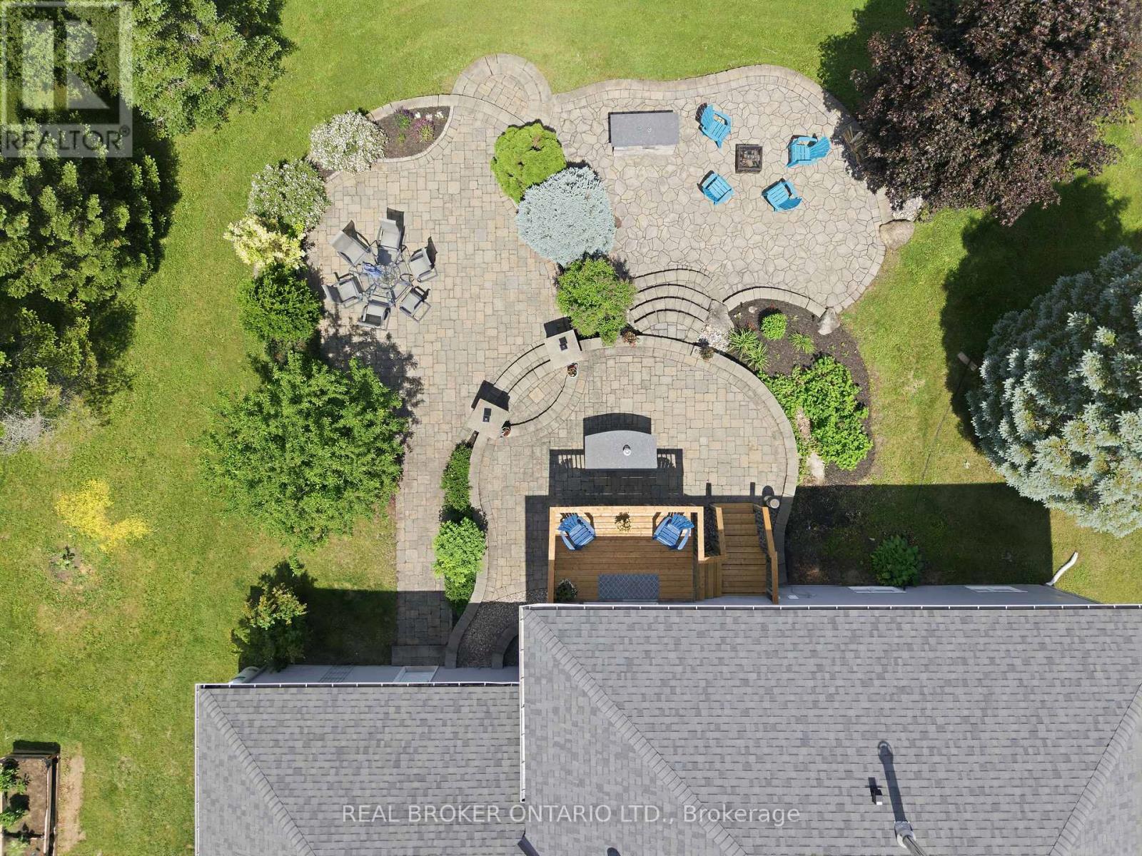 1659 LINDSAY ROAD