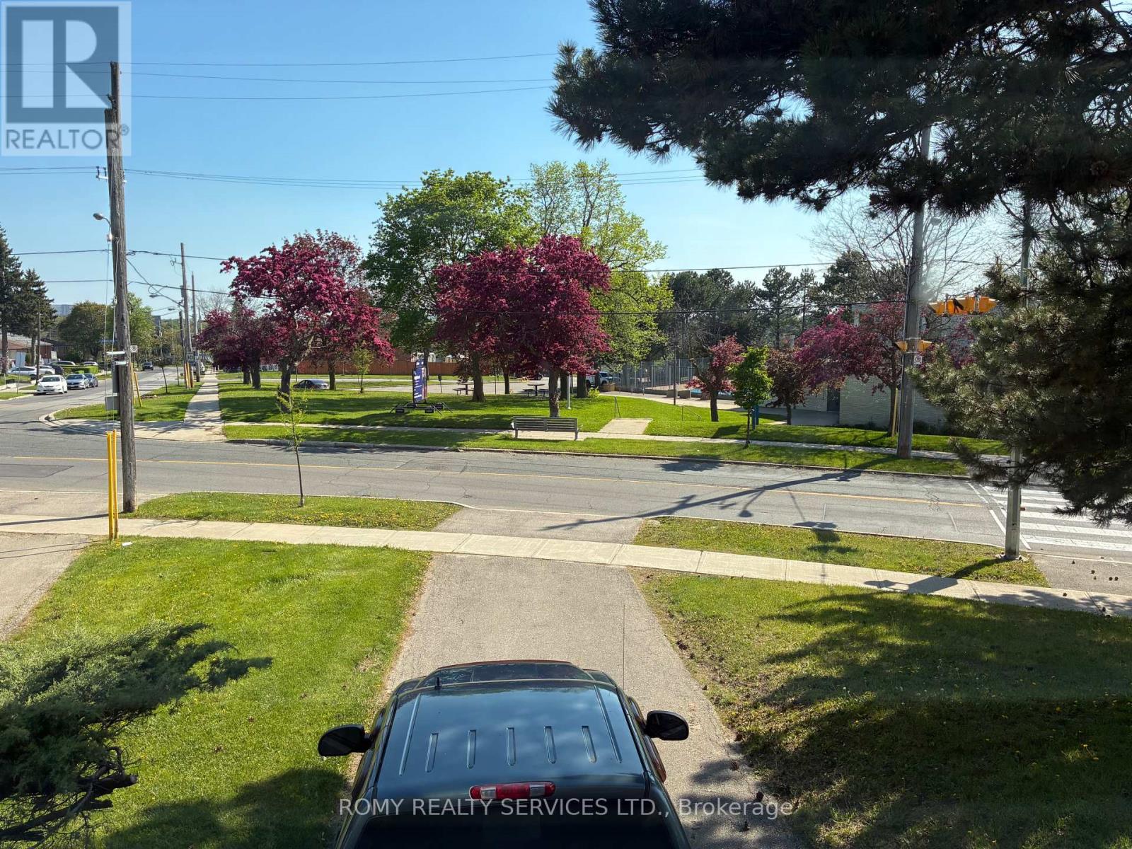 1 - 10 GRANDRAVINE DRIVE