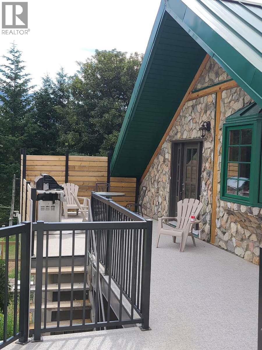 2626 MIDDLE BENCH Road