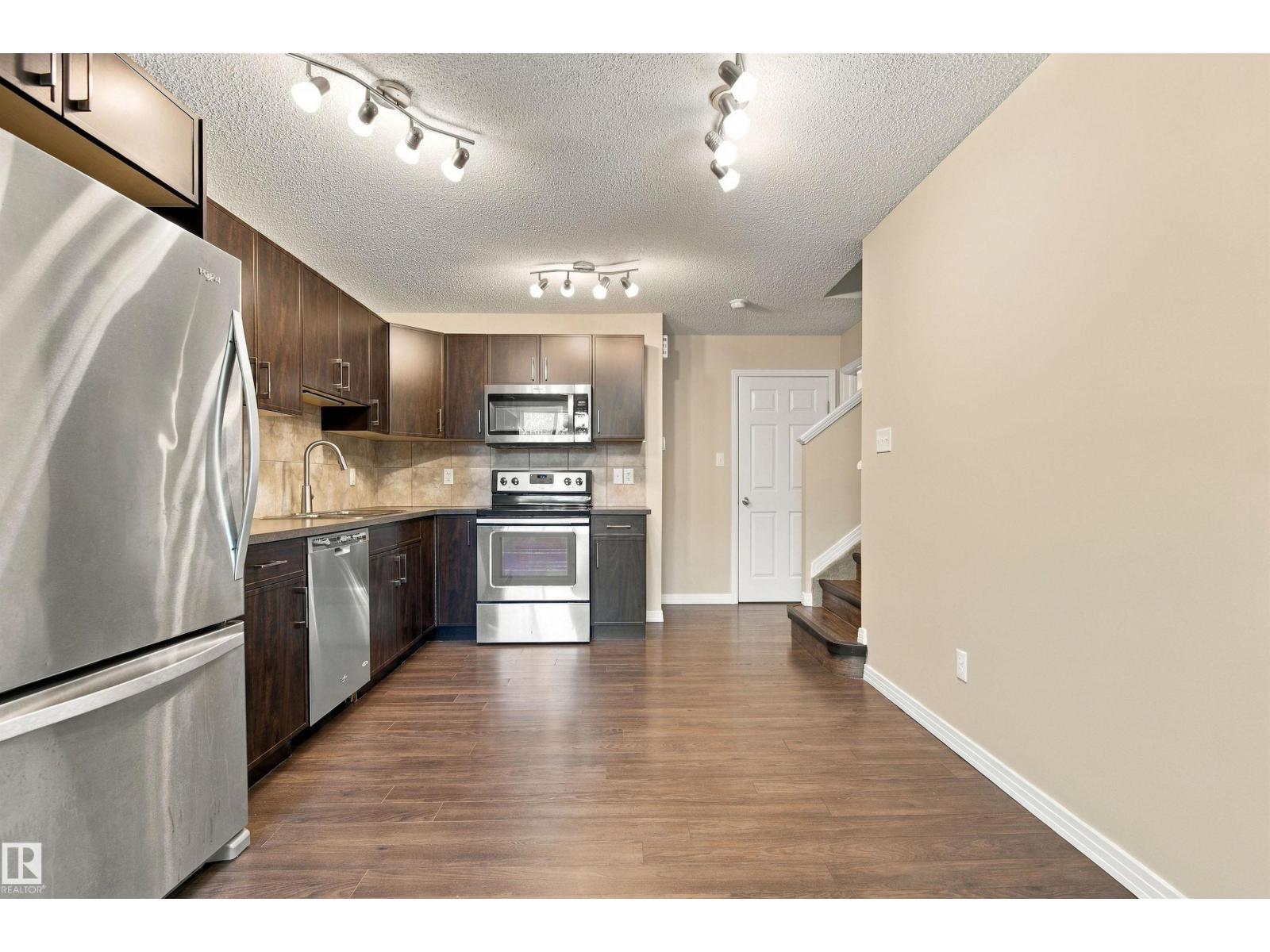 3528 CLAXTON CR SW