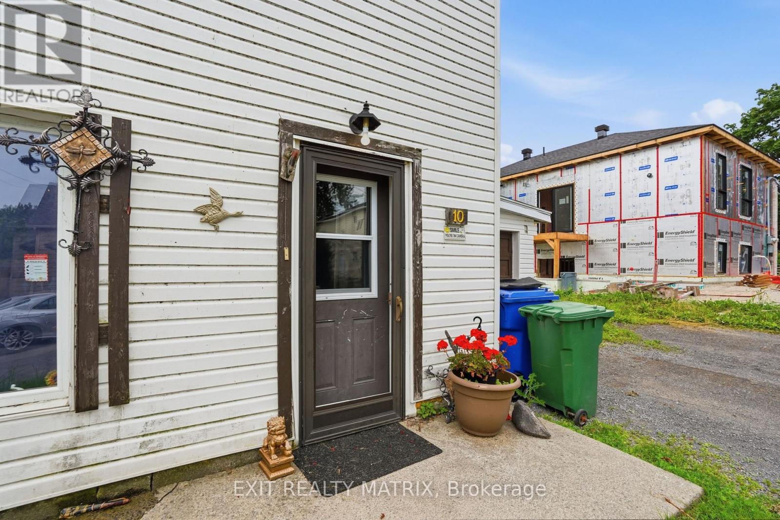 10 PETER STREET - Photo 3
