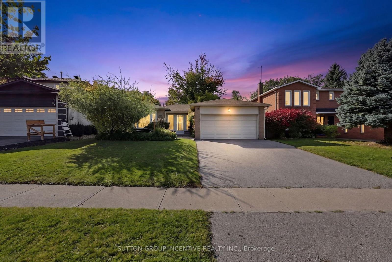 38 TRILLIUM CRESCENT