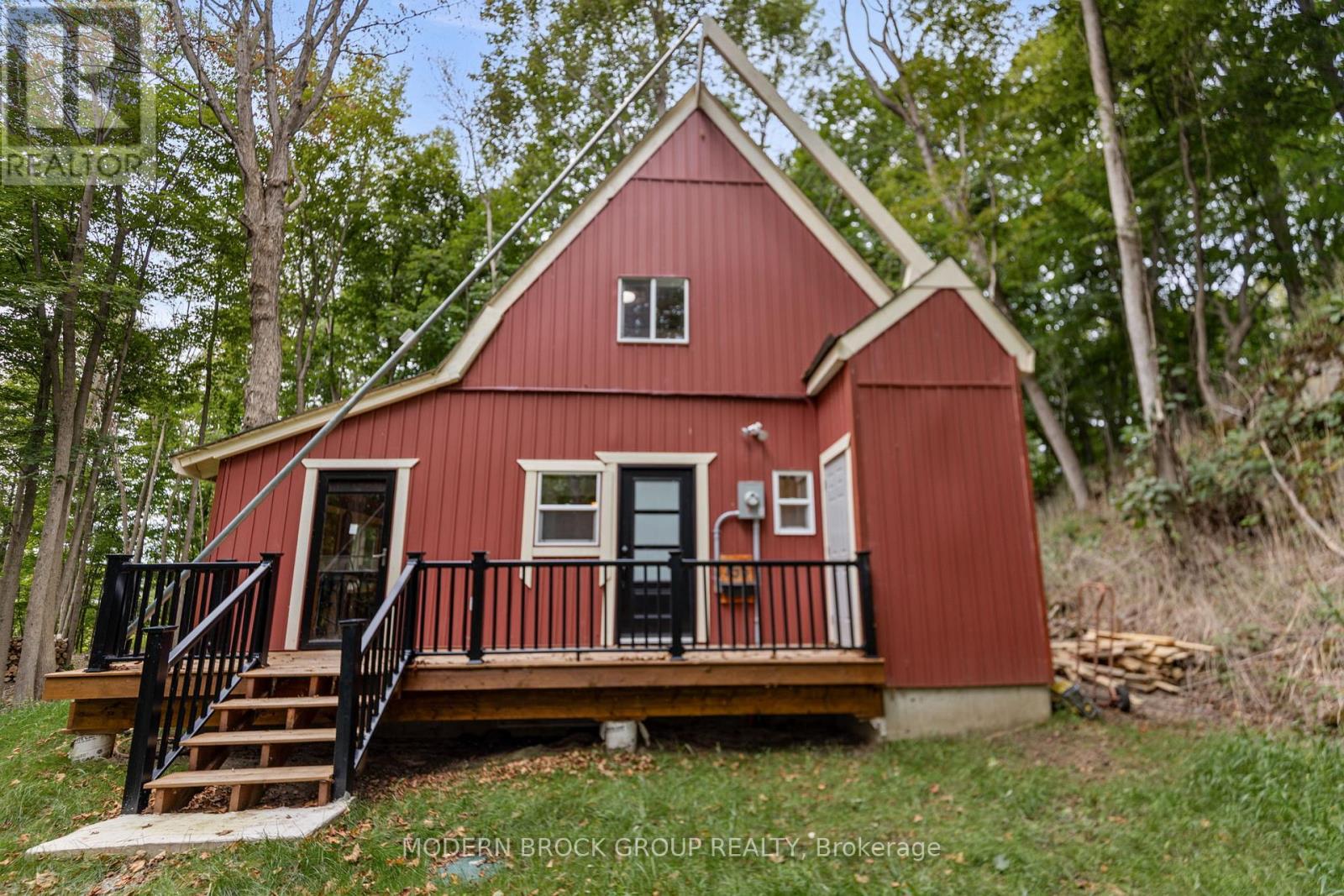 155 WOODVALE ROAD