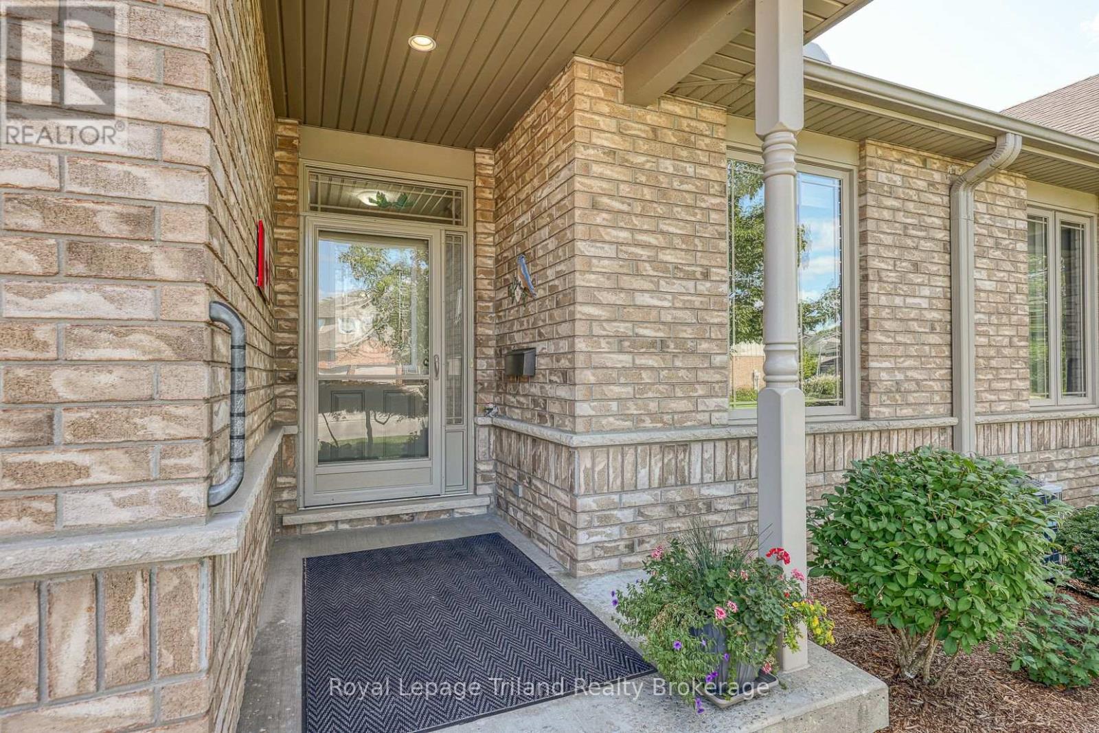 48 - 772 ANZIO ROAD