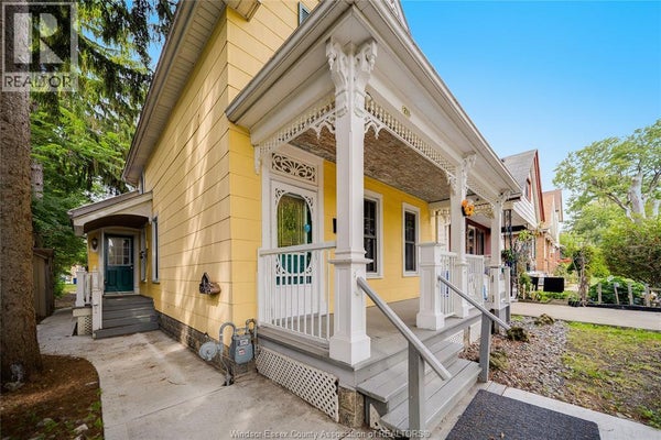 211 Cameron Ave, Windsor, ON 5