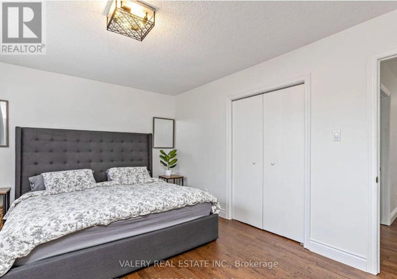 80 Saulter St, Toronto (South Riverdale), ON 5