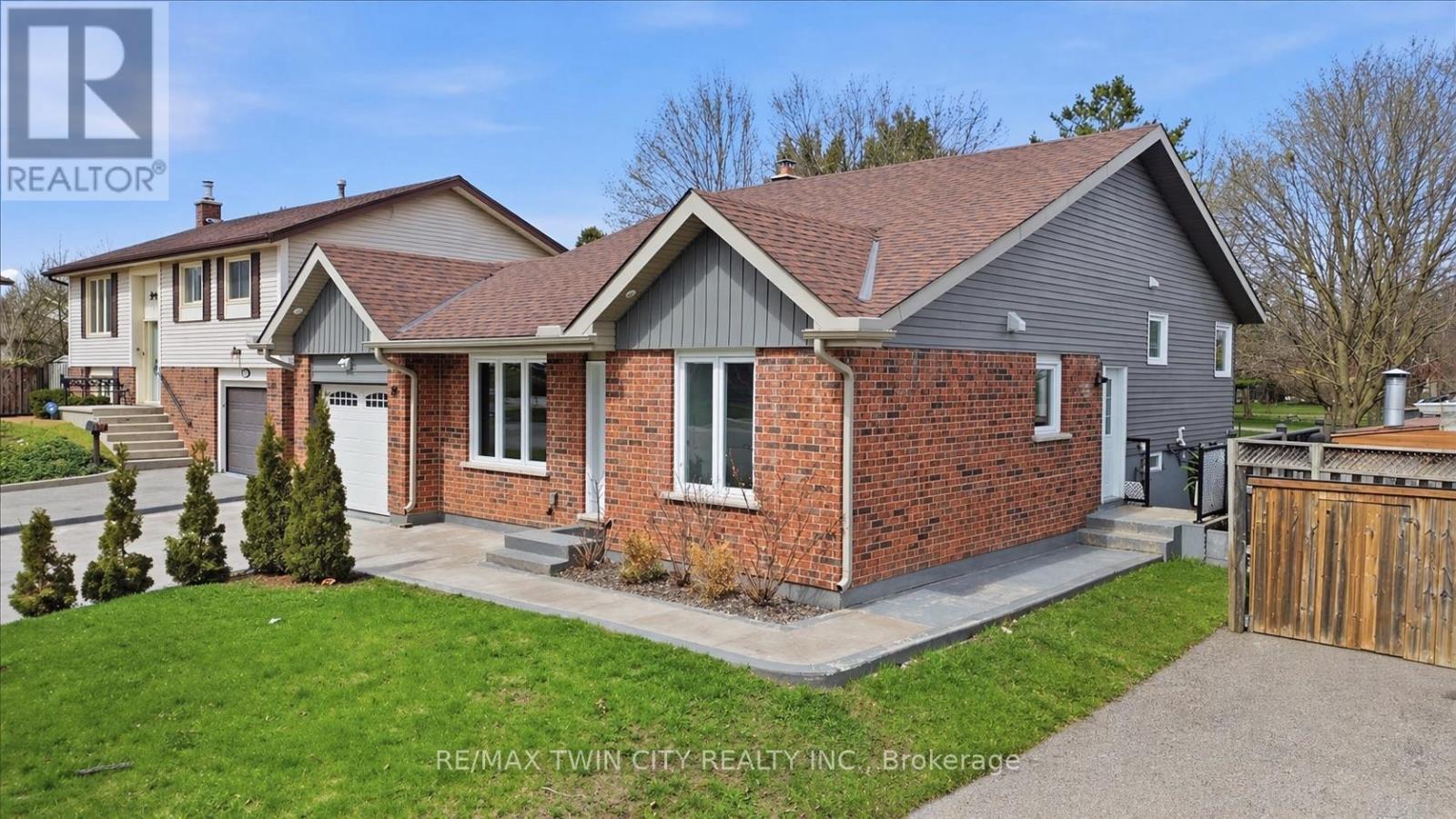 86 CARLYLE DRIVE