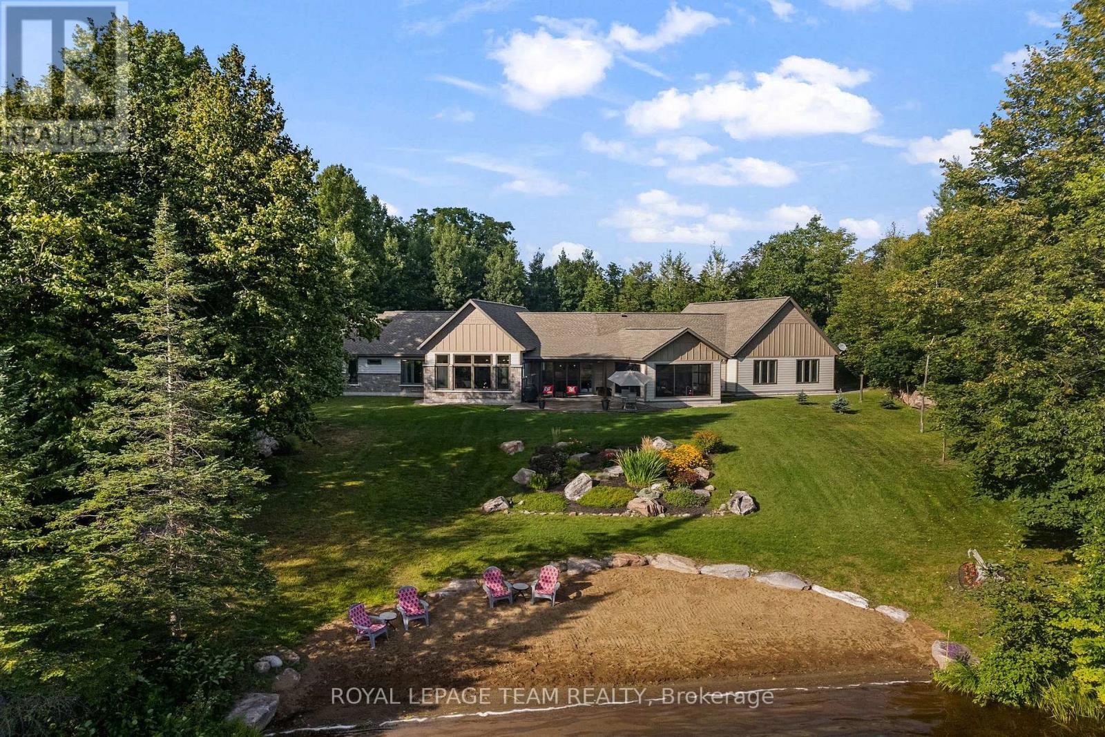 36 CUB SCOUT CRESCENT