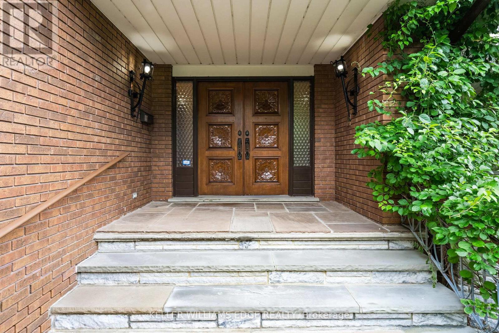 43 BRAECREST AVENUE