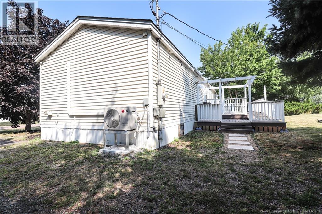 2 Hummingbird Street - Photo 3
