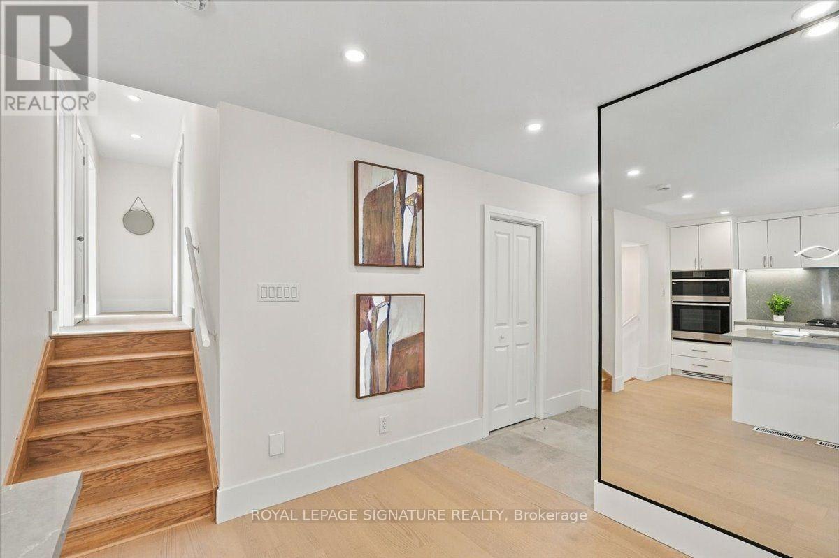 7 PARKSIDE DRIVE