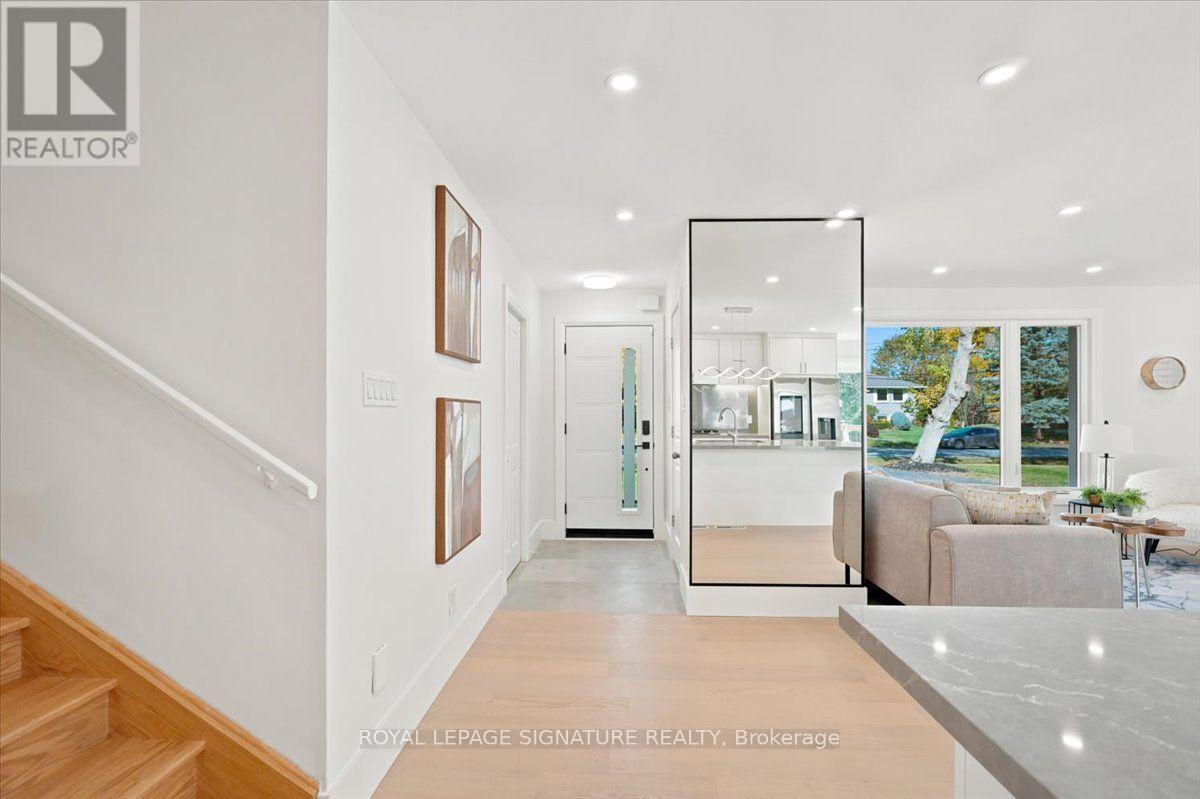 7 PARKSIDE DRIVE