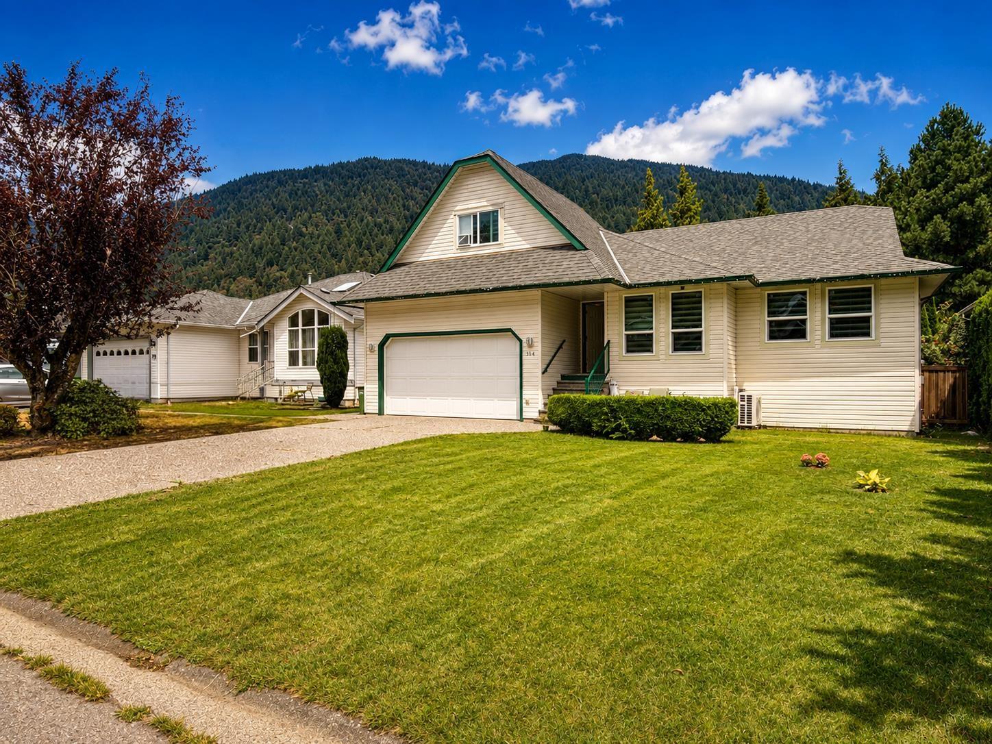 314 MIAMI RIVER DRIVE, Harrison Hot Springs