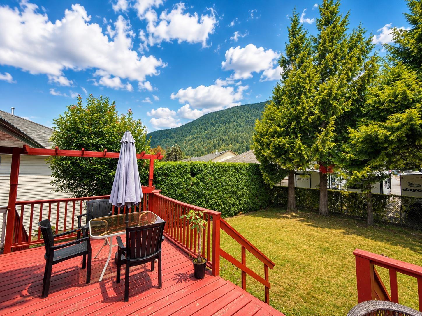 314 MIAMI RIVER DRIVE, Harrison Hot Springs