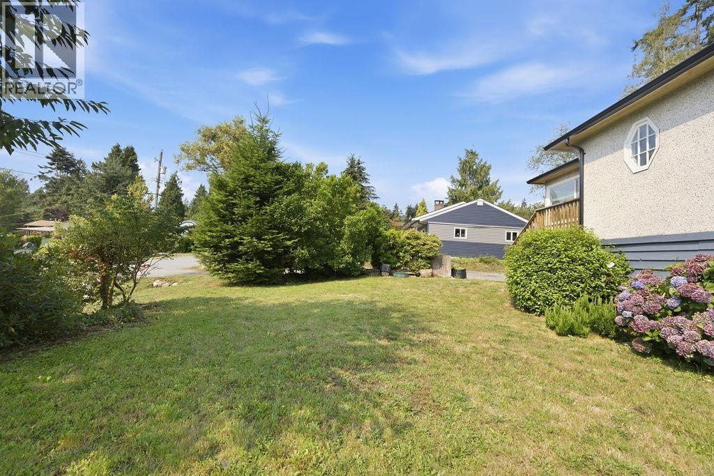 1022 ROSAMUND ROAD