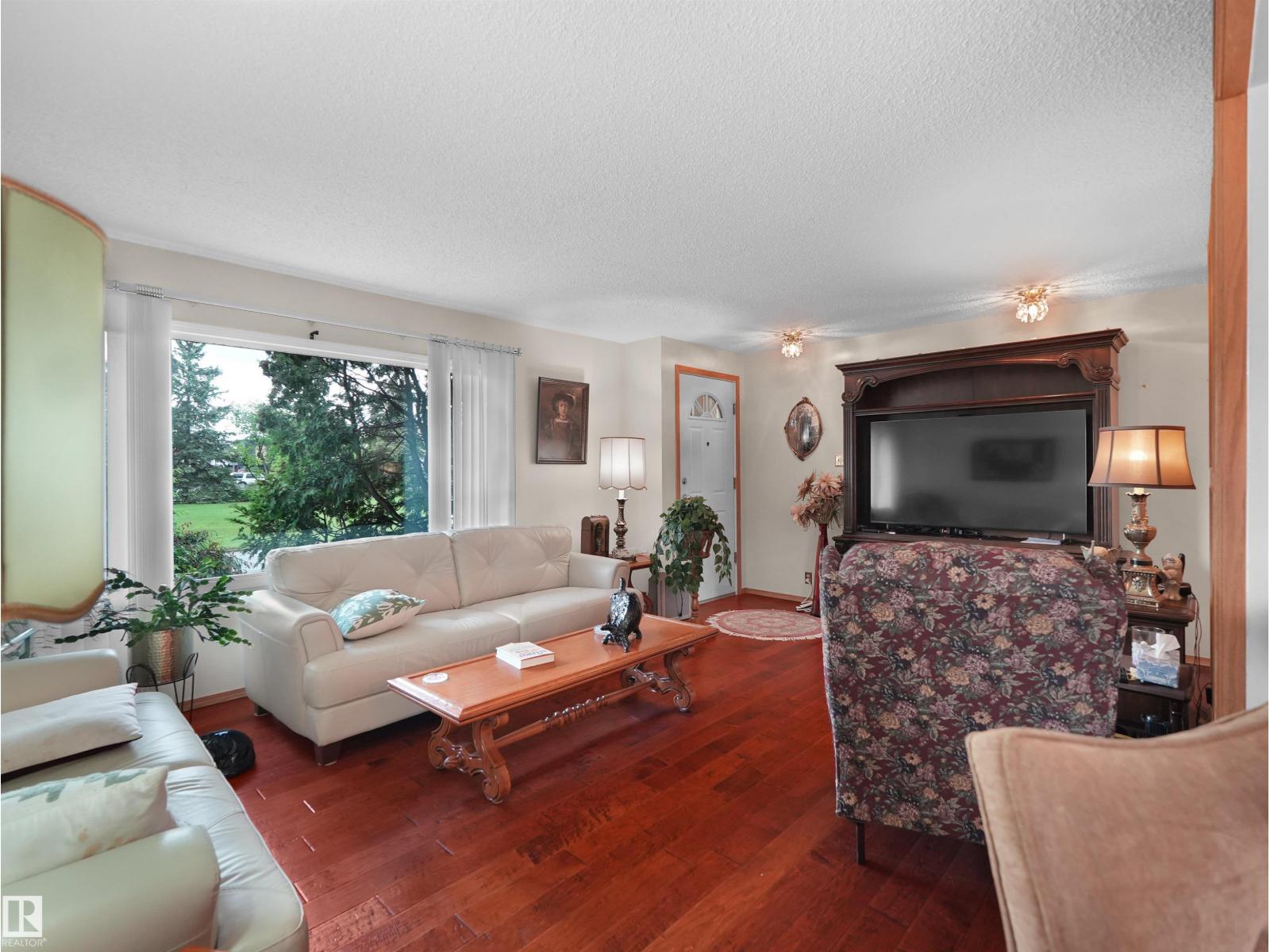 13615 136A AV NW