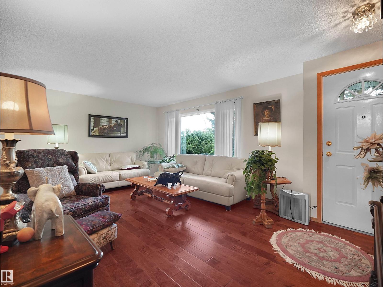 13615 136A AV NW