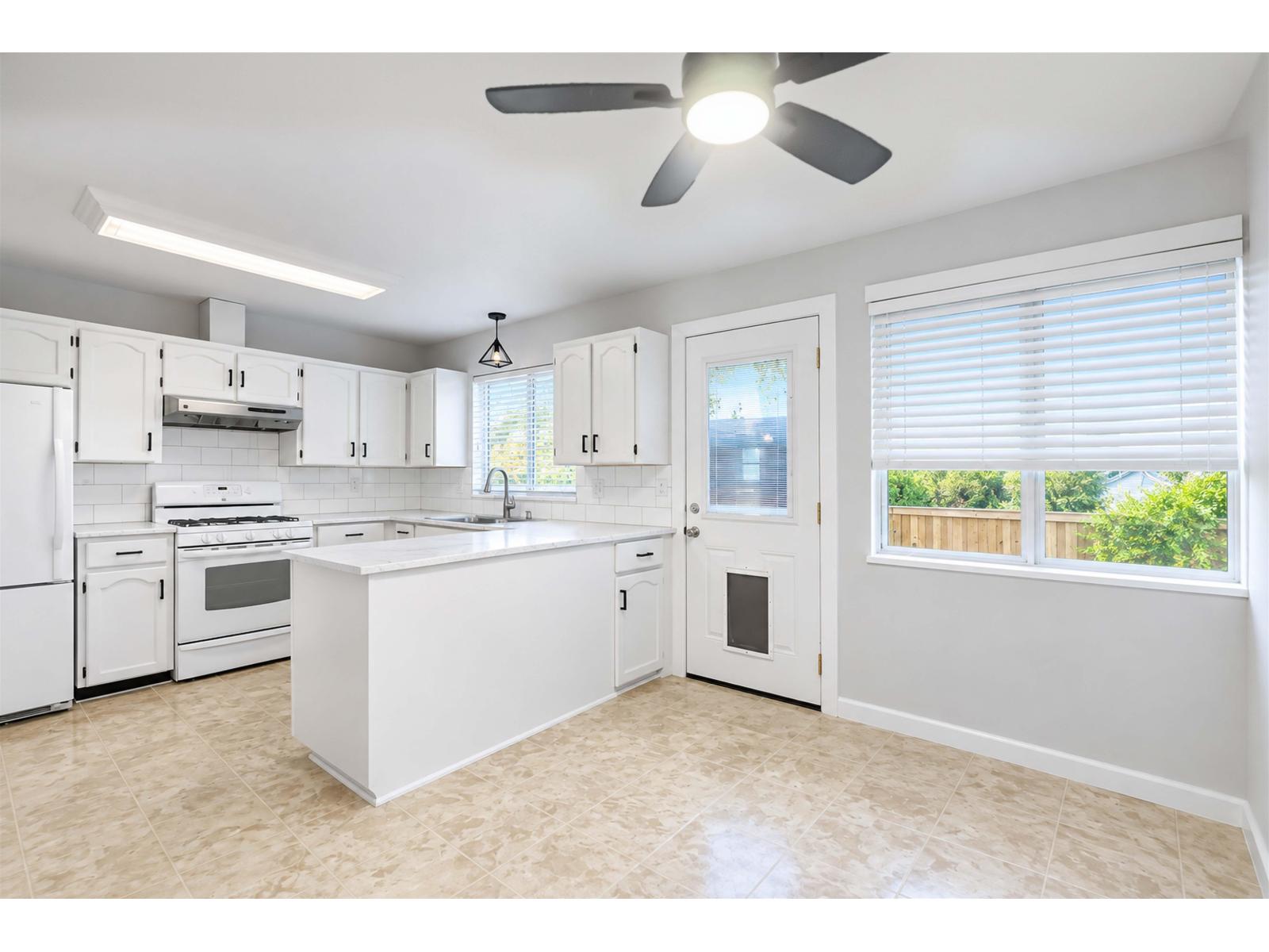 3743 NANAIMO CRESCENT