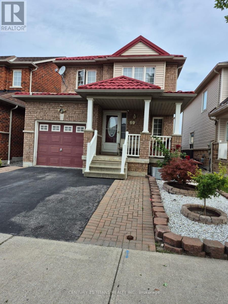 69 RAMPART CRESCENT