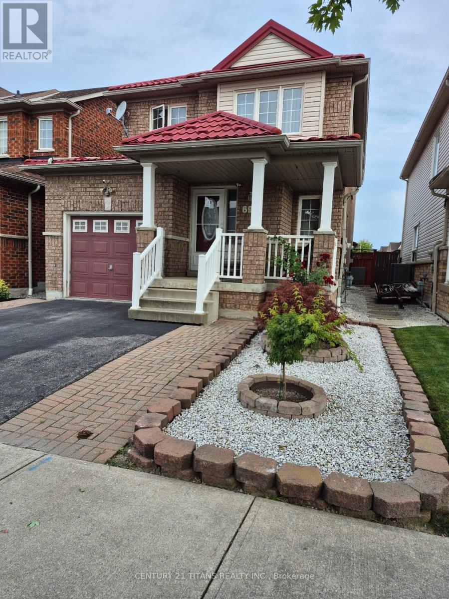 69 RAMPART CRESCENT