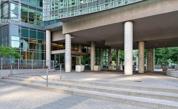 2807 - 215 Fort York Blvd, Toronto (Niagara), ON 4