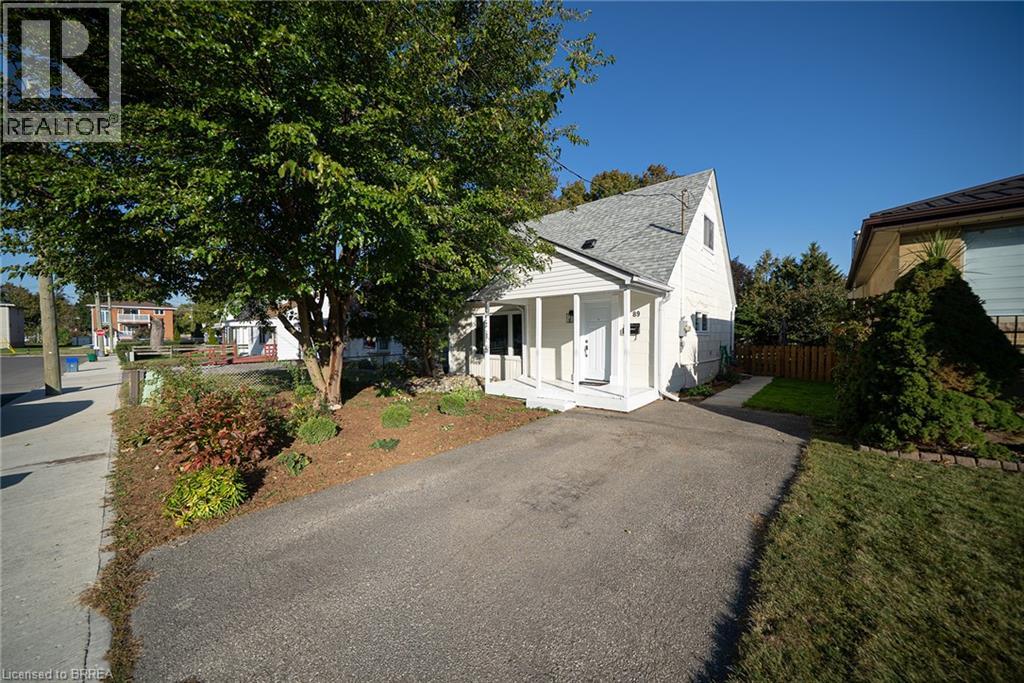 89 SALISBURY Avenue