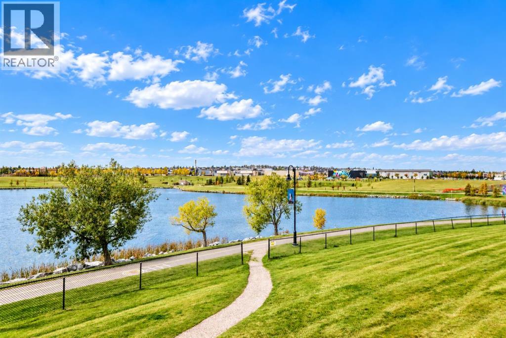 3118, 10 Country Village Park NE