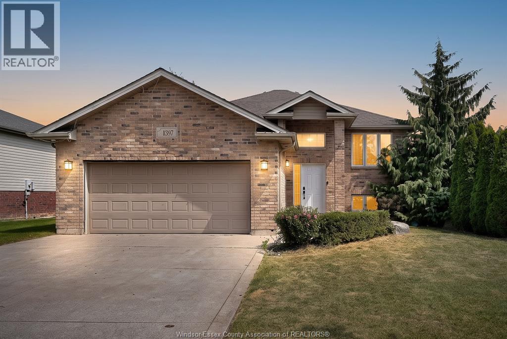 1397 CROSSWINDS DRIVE, LAKESHORE, ON N8L 0S5 - Image 4170319733.jpeg?d=l