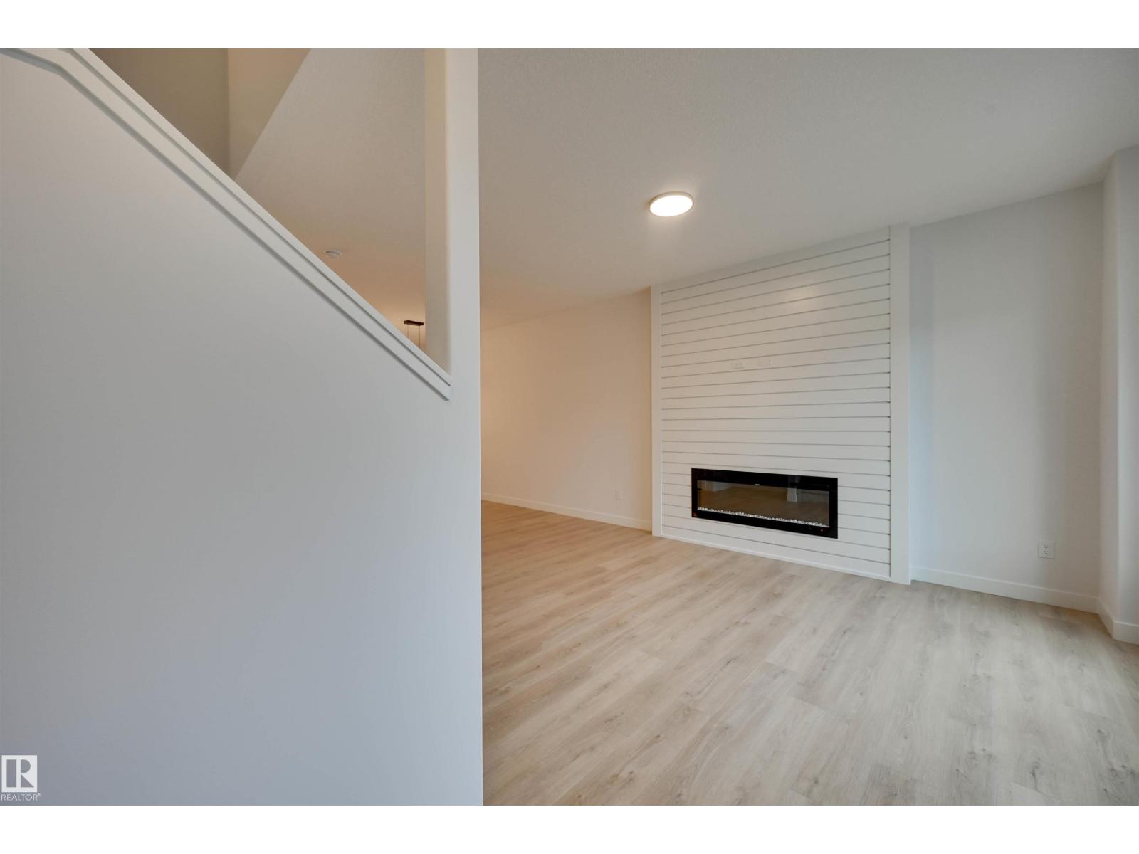 77 Juniper WD