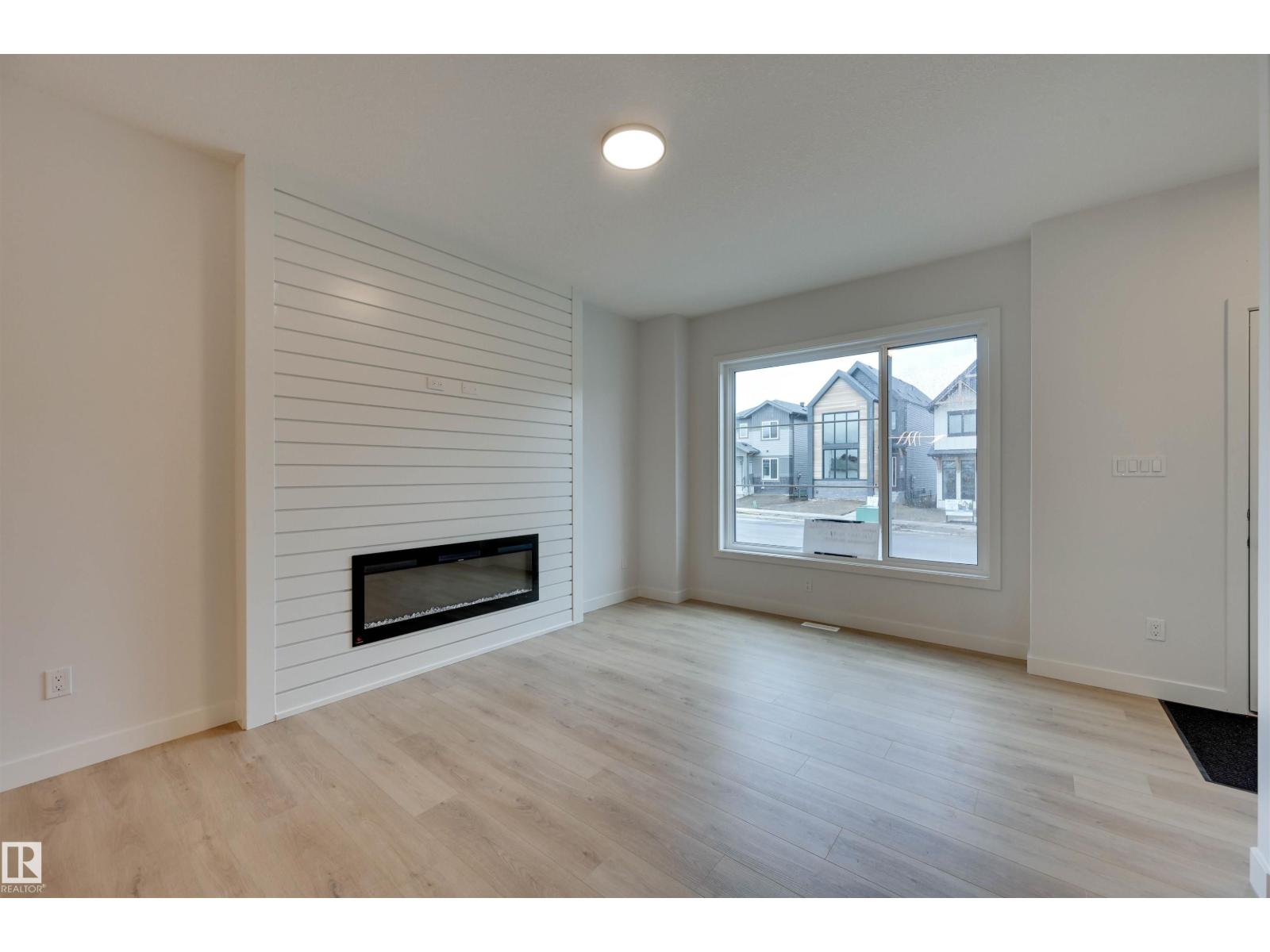 77 Juniper WD
