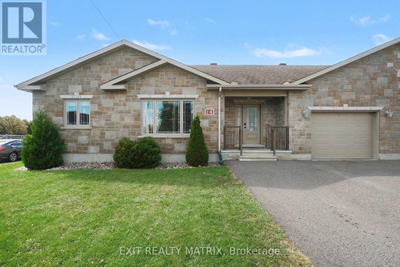 14 HEBERT STREET - Photo 2