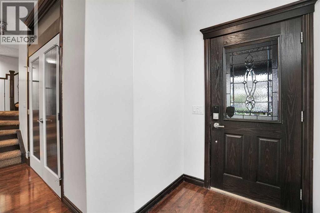 250 Kingsbury View SE