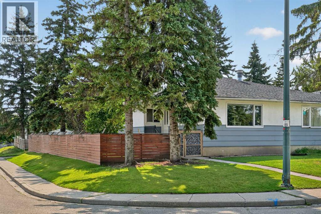 21 ROSSMERE ROAD SW, CALGARY, AB T3C 2N8 - Image 2884592332.jpeg?d=l
