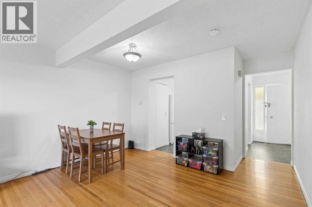 8, 330 Canterbury Drive SW