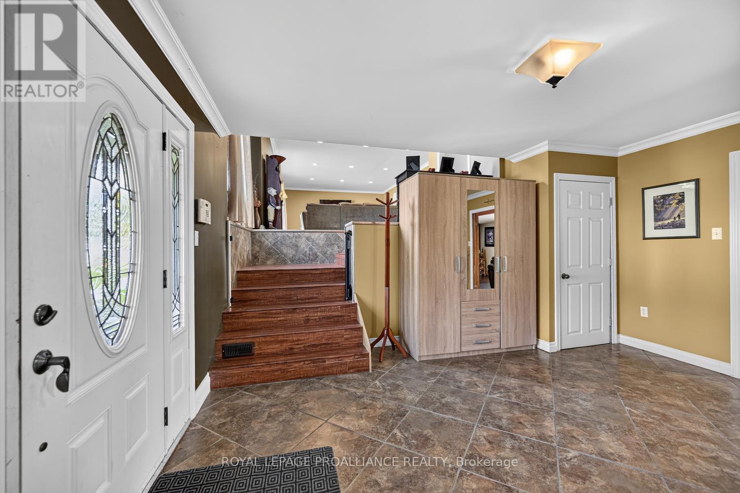 43 ALTA VISTA DRIVE