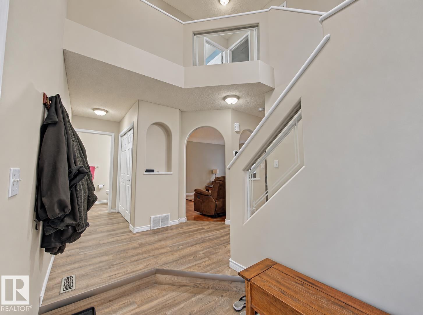 237 WESTWOOD LN