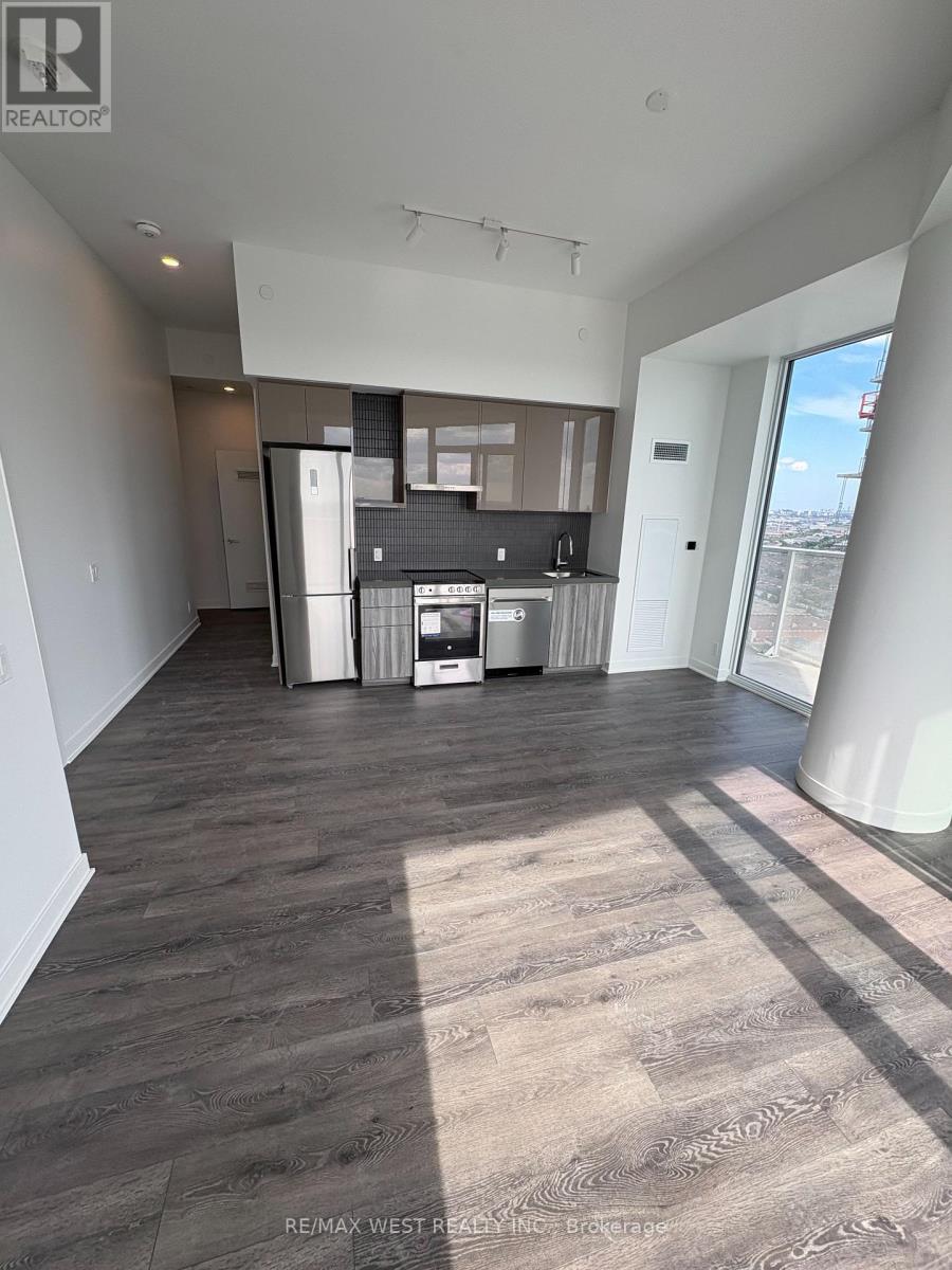 2214 - 6 FLAVELLE TRAIL