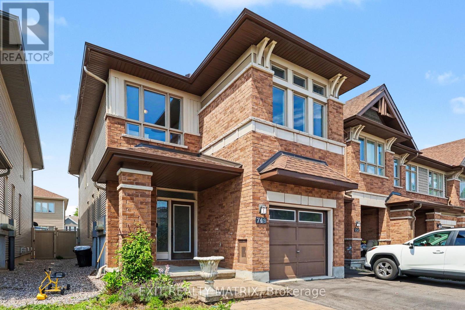 749 MORNINGSTAR WAY - Photo 2
