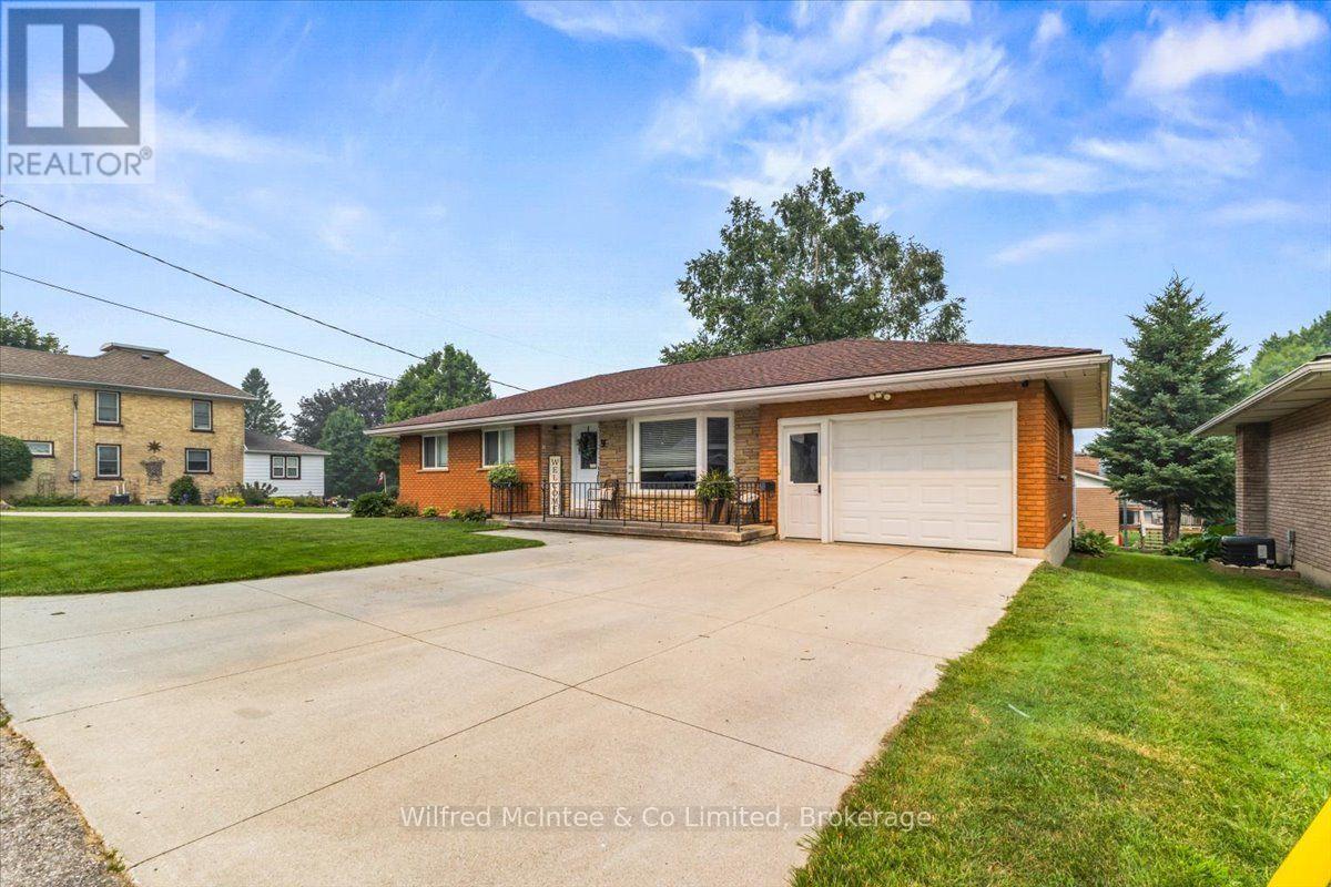 9 DIETZ STREET