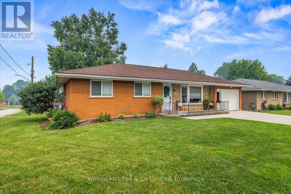 9 DIETZ STREET