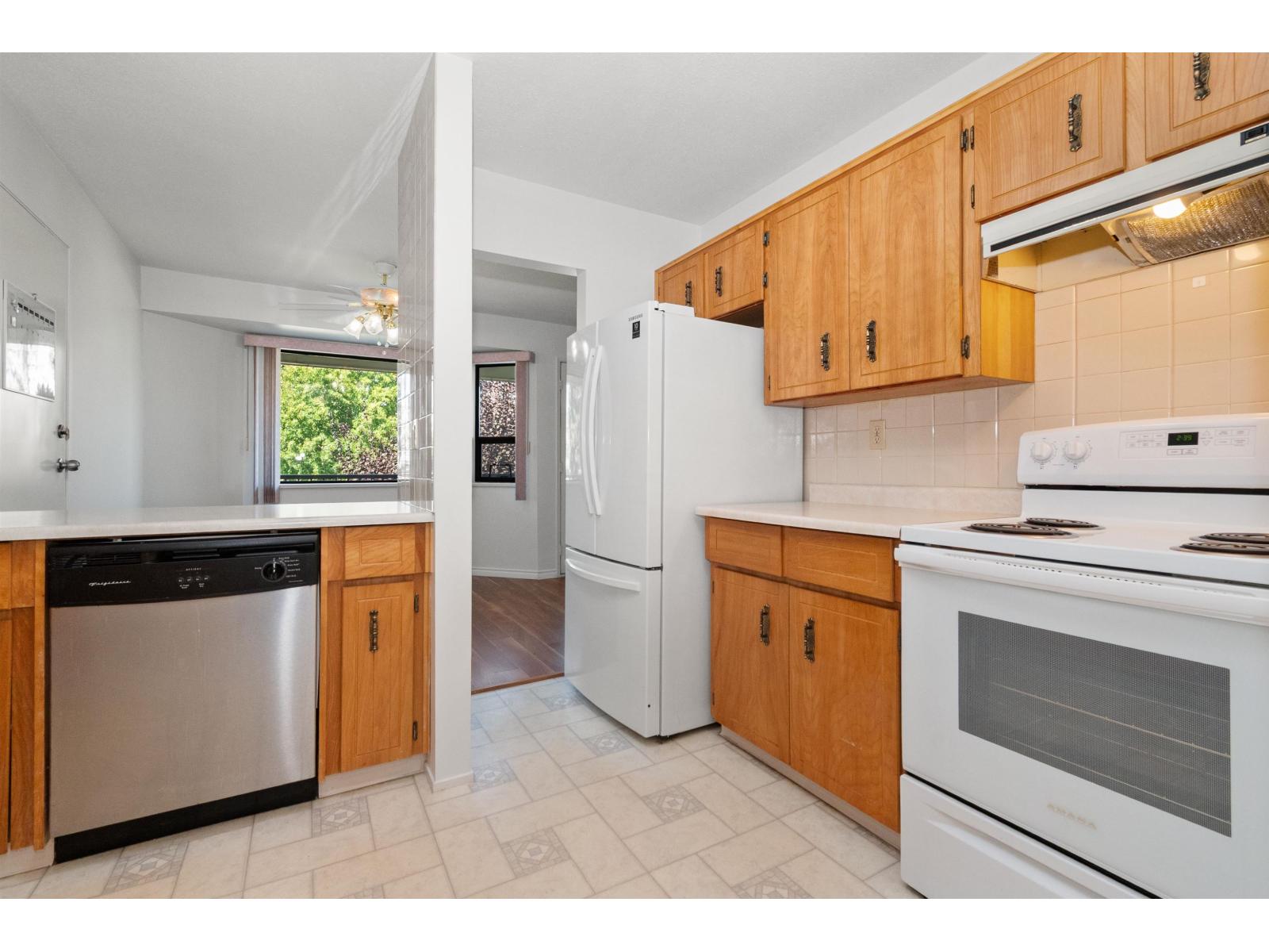 6 7455 HURON STREET, Sardis West Vedder