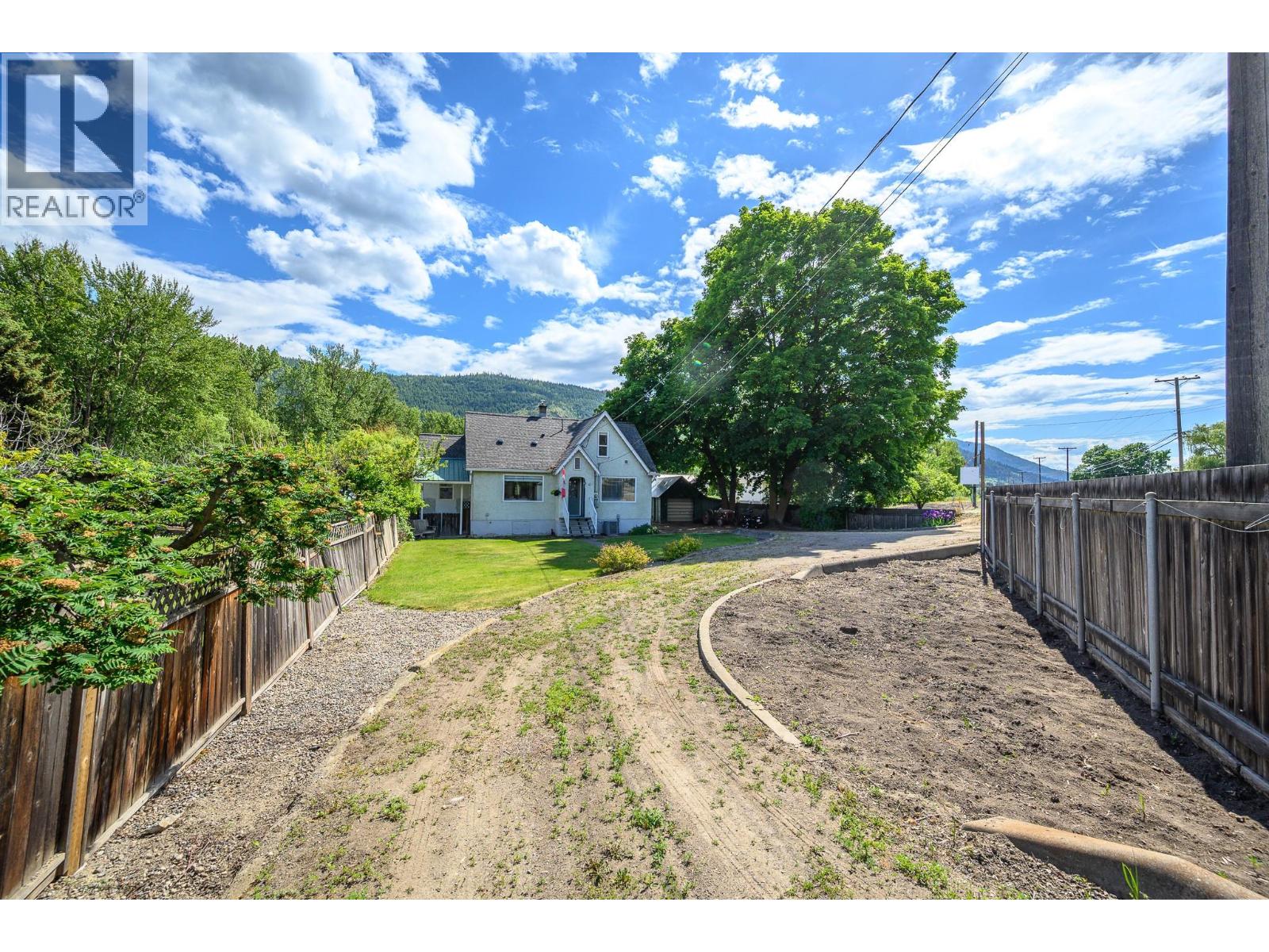 6934 Highway 6