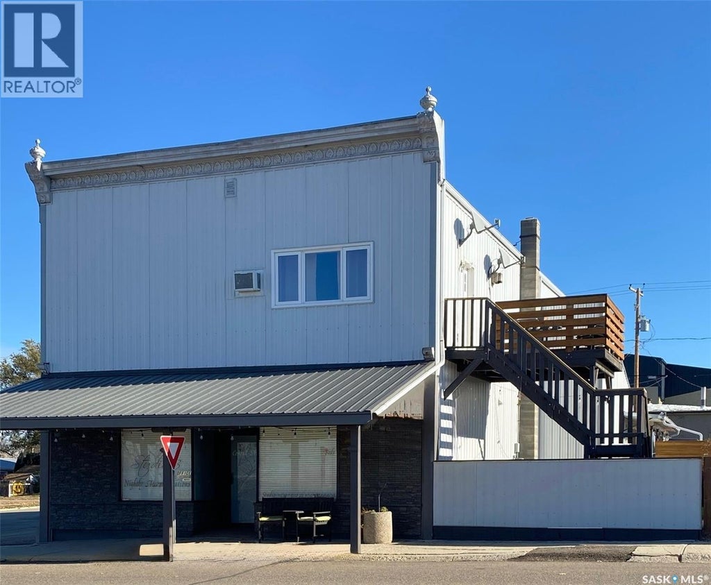 1391 CONRAD AVENUE, GULL LAKE, SK S0N 1A0 - Image 146282935.jpeg?d=l
