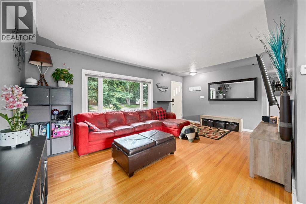 46 Westwood Drive SW