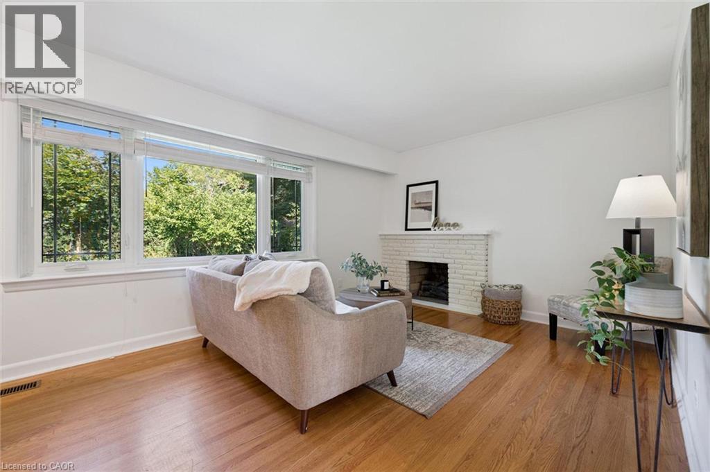 9 HAMEL Avenue